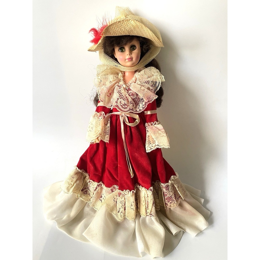 Vintage 1972 Uneeda 15"‎ Brunette Fashion Doll Green Eyes Velvet Dress